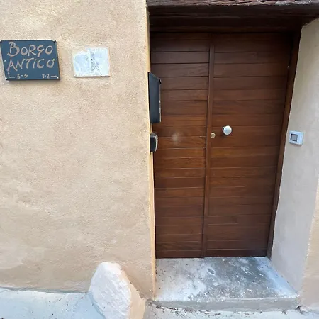 Casa Borgo Antico 3* 巴多拉托斯塔兹翁