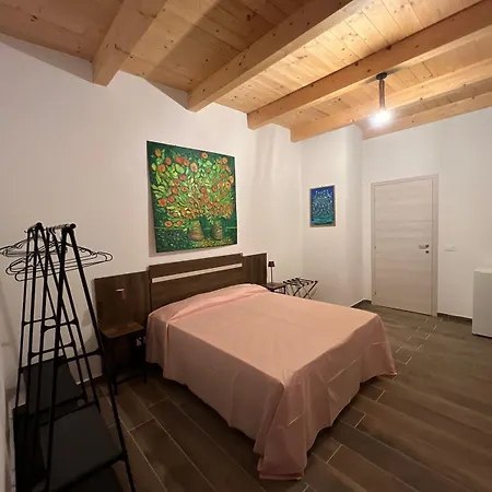 Casa Borgo Antico 住宿加早餐酒店 3*